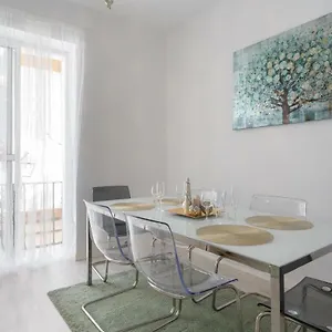 Precioso Piso En La Caleta Apartamento